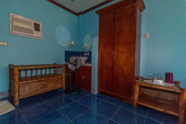 Deluxe Fan Room