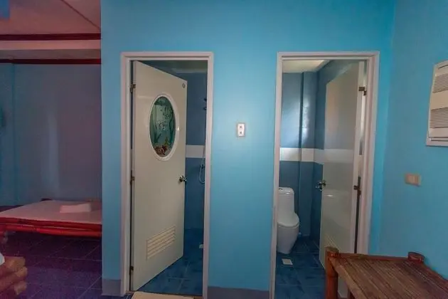 Deluxe Fan Room