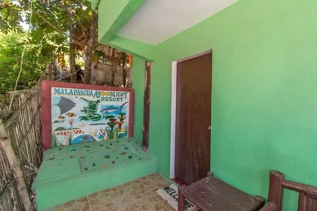 Standard Fan Room
