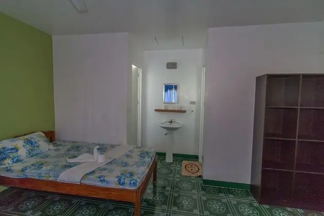 Standard Fan Room
