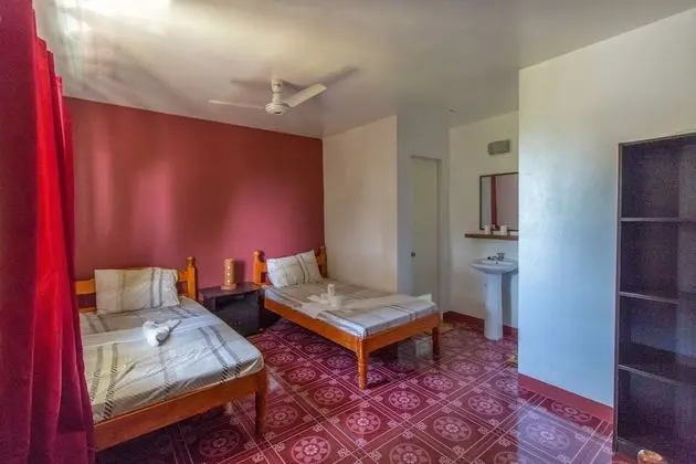 Standard Fan Room