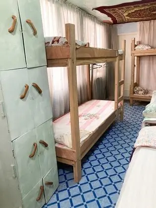 Ortak Ranzalı Oda, Karma Ranzalı Oda