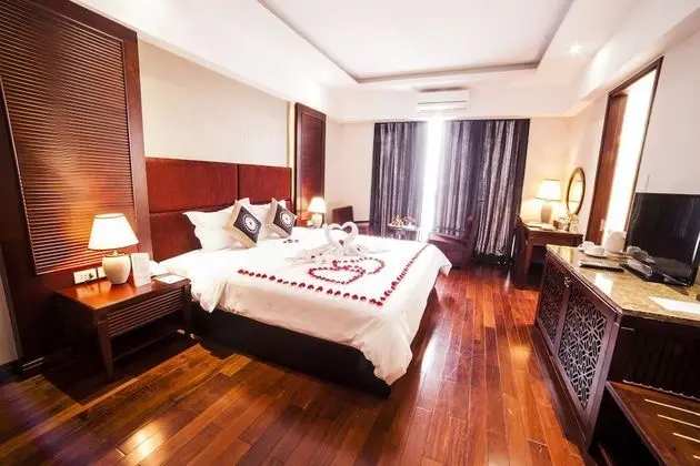 Deluxe Tek Büyük veya İki Ayrı Yataklı Oda, Nehir Manzaralı