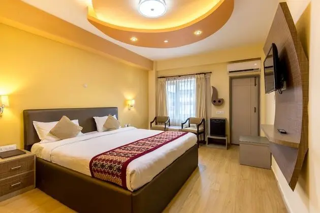 Deluxe Tek Büyük Yataklı Oda