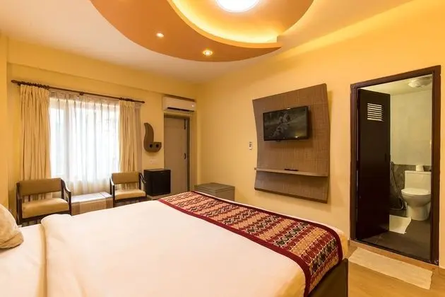 Deluxe Tek Büyük Yataklı Oda