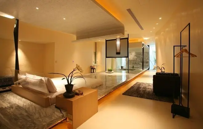 Luxury Tek Büyük veya İki Ayrı Yataklı Oda (Check-in after 7PM)