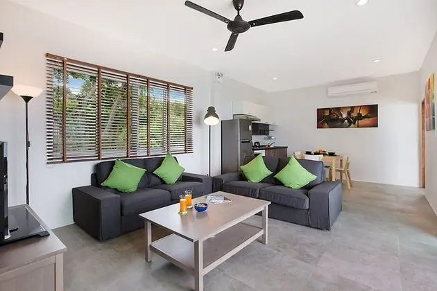 Villa, 2 Yatak Odası, Denize Sıfır
