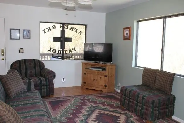 Ev, 1 Tek Kişilik Yatak (One Bedroom near Bear Mountain & Bike)