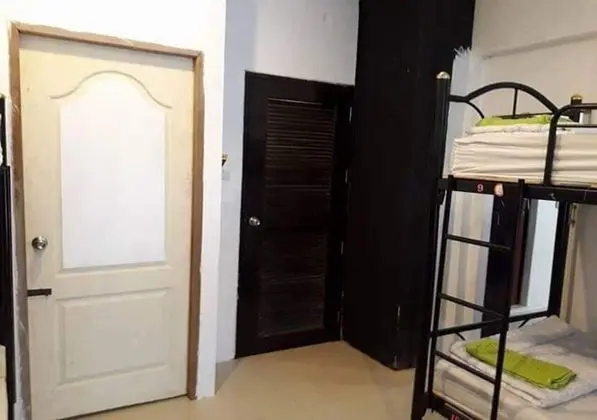 Ortak Ranzalı Oda, 1 Yatak Odası, Sigara İçilmez, Deniz Manzaralı