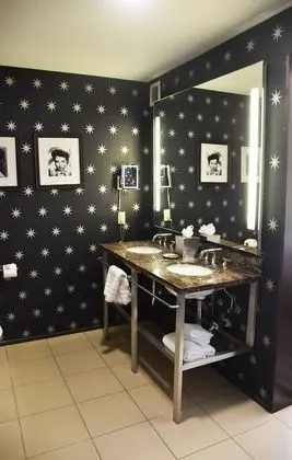 Süit, 1 En Büyük (King) Boy Yatak, Şehir Manzaralı