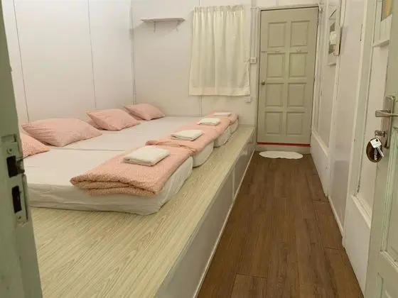 Family Oda, Birden Çok Yatak, Ortak Banyo, Bahçe Manzaralı (Montessori)