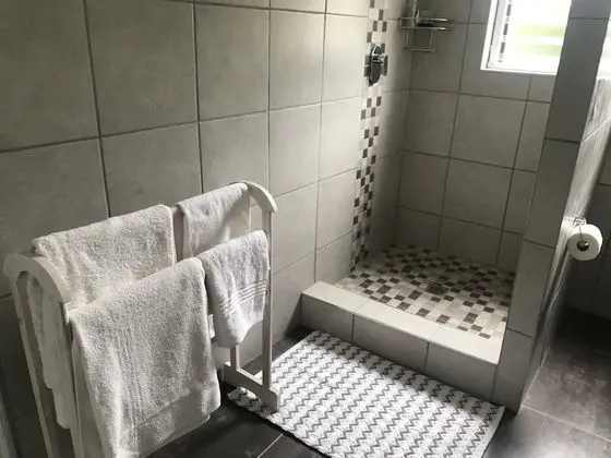 Family Apart Daire, 2 Yatak Odası, Göl Manzaralı (The Garden Flat)