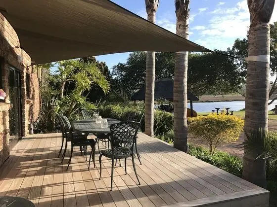 Family Apart Daire, 2 Yatak Odası, Göl Manzaralı (The Garden Flat)