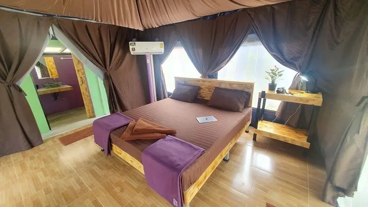 Double Tented Room