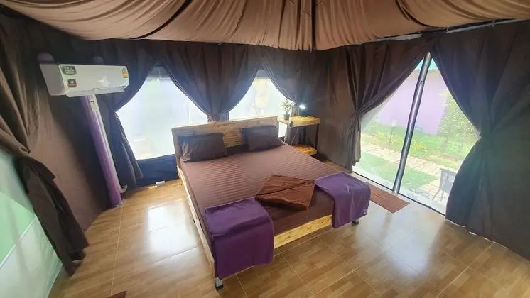 Double Tented Room