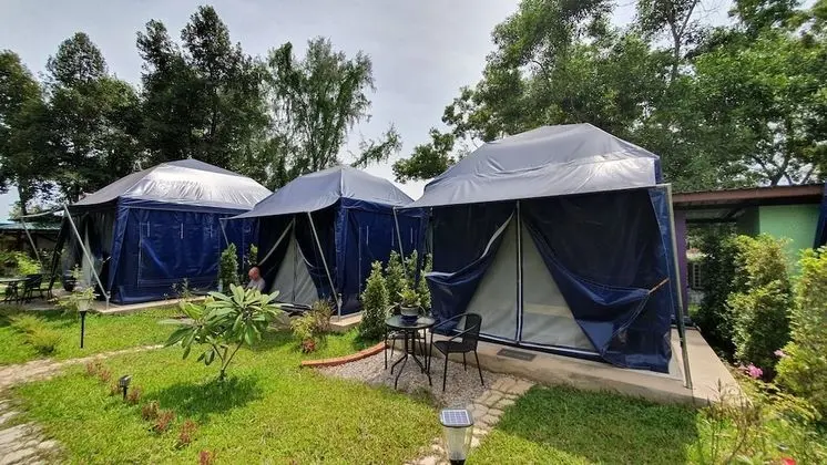 Double Tented Room