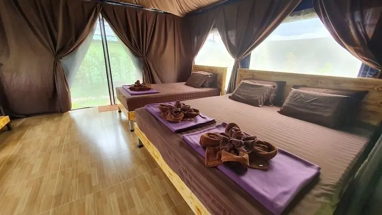 Triple Tented Room