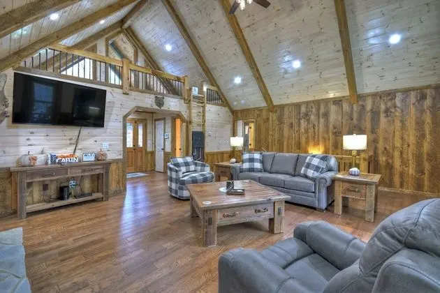 Kulübe (Moonshine Magic Manor)