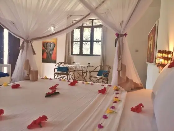 Superior Bungalov, Birden Çok Yatak, Havuz Manzaralı