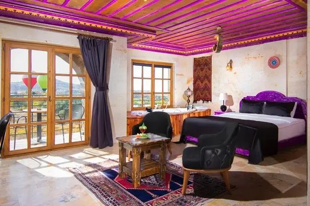 King Suite - Jakuzili,    , Balkonlu