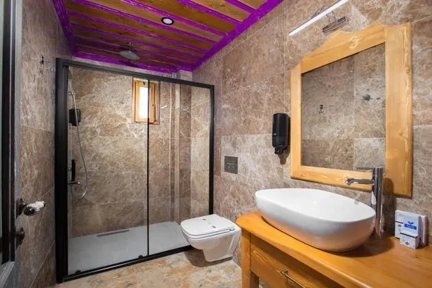 King Suite - Jakuzili,    , Balkonlu