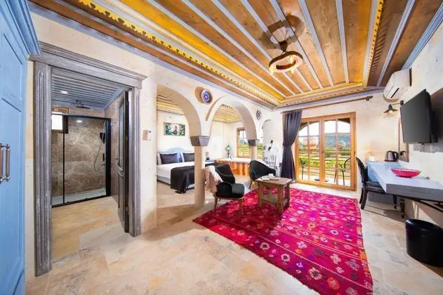 King Suite - Jakuzili,    , Balkonlu