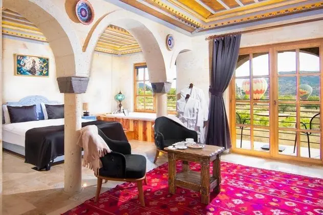 King Suite - Jakuzili,    , Balkonlu