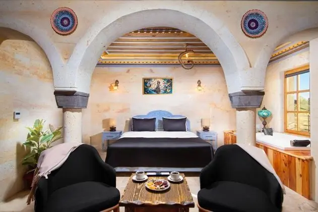 King Suite - Jakuzili,    , Balkonlu