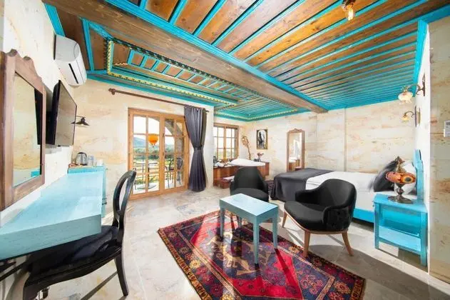 King Suite - Jakuzili,    , Balkonlu