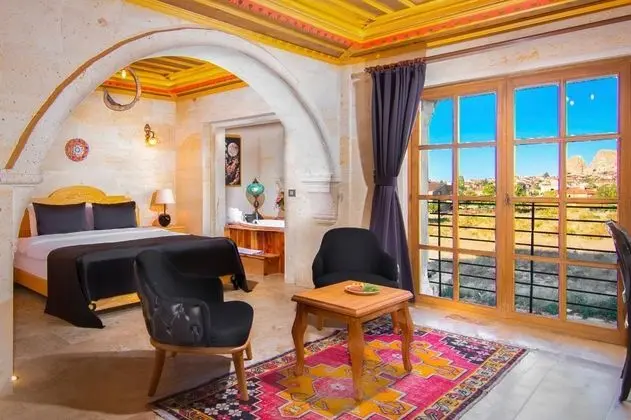 Luxury Suite, Simge Yapı Manzaralı, Jakuzili ve Balkonlu