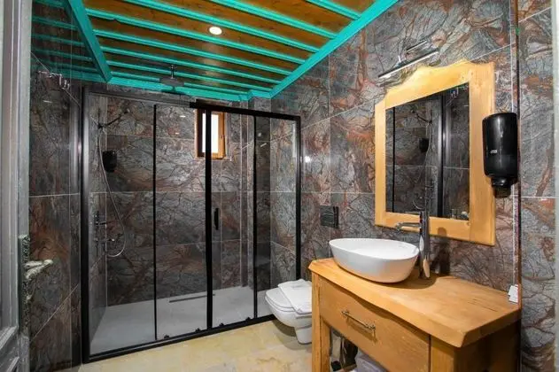 Superior Queen Oda, Bahçe Manzaralı, Verandalı