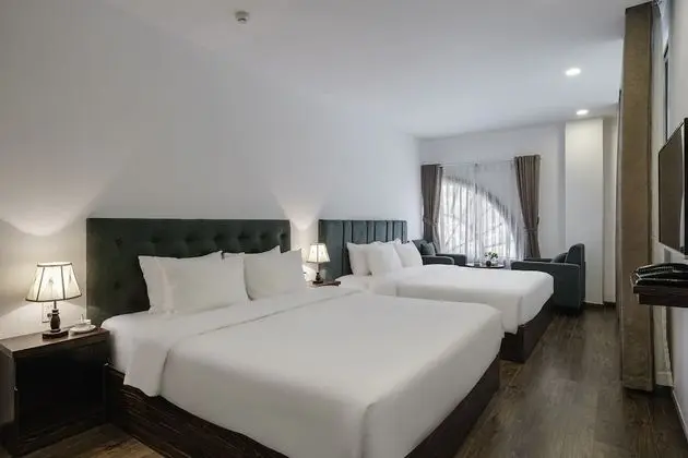 Deluxe Dört Kişilik Oda, Balkon