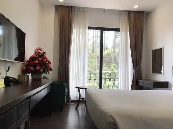 Deluxe Oda, 1 En Büyük (King) Boy Yatak, Tepe Manzaralı, Bahçeli