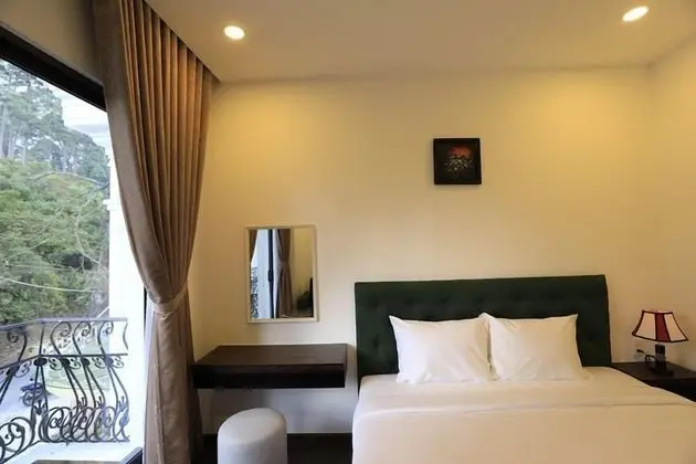 Deluxe Oda, 1 En Büyük (King) Boy Yatak, Tepe Manzaralı, Bahçeli