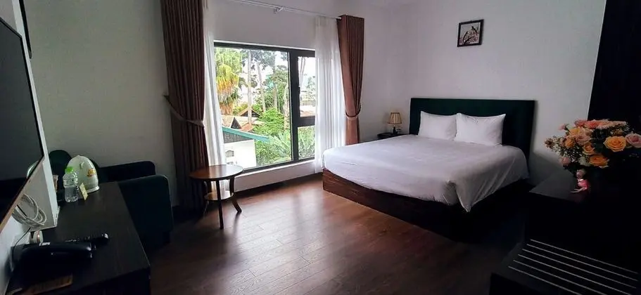 Deluxe Tek Büyük Yataklı Oda
