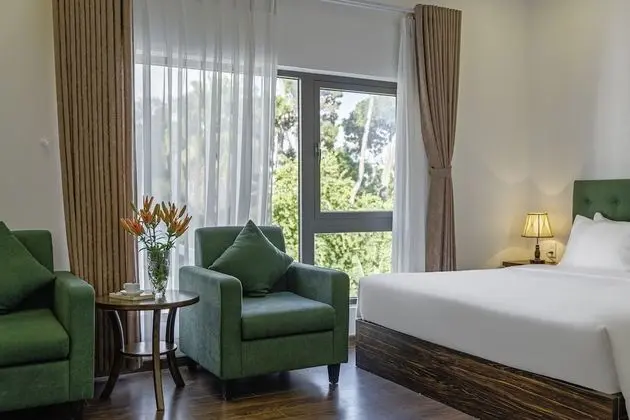 Deluxe Tek Büyük Yataklı Oda