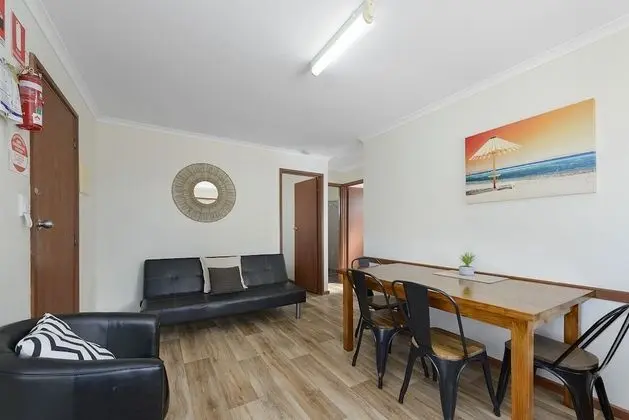 Standard Kır Evi, 2 Yatak Odası, Küçük Mutfak, Bahçeli
