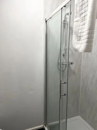 Classic Tek Büyük Yataklı Oda