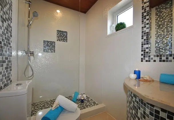 Villa, 6 Yatak Odası, Kişiye Özel Havuzlu, Deniz Manzaralı