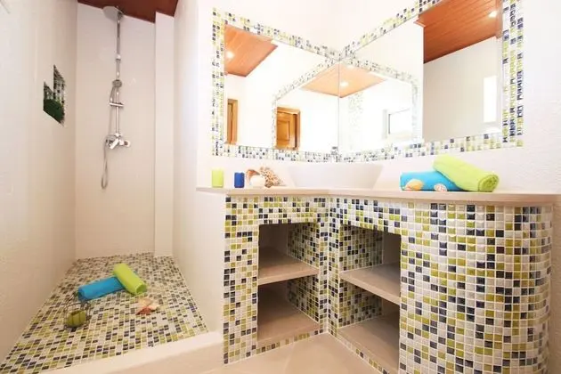 Villa, 6 Yatak Odası, Kişiye Özel Havuzlu, Deniz Manzaralı