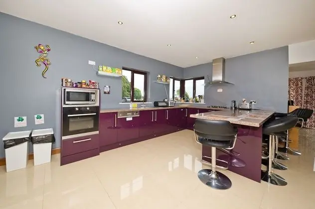 Üç Kişilik Oda, Banyolu/Duşlu