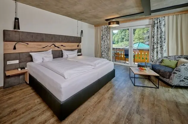 Comfort Tek Büyük Yataklı Oda