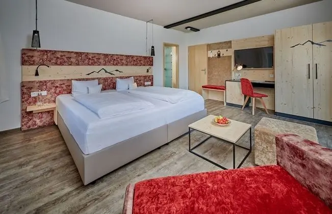 Deluxe Tek Büyük Yataklı Oda