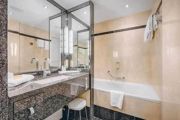 Standard Tek Büyük Yataklı Oda, Özel Banyo