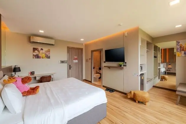 Deluxe Double Room with Bathtub