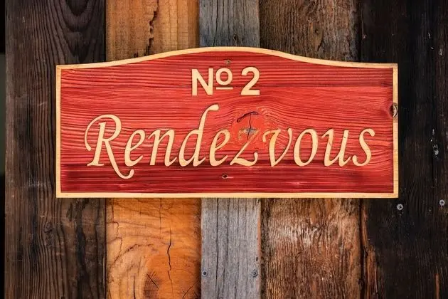 Rendezvous Cabin (2 Queen)