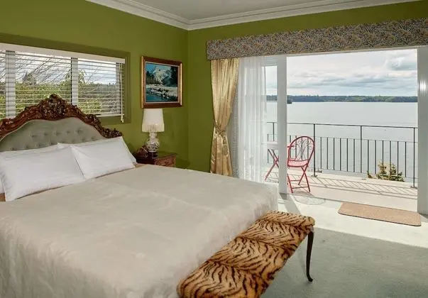Deluxe Süit (Raffles Suite)