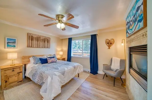 Lodge Unit #14 - 2 Bedroom, 2 bath, Full Kitchen