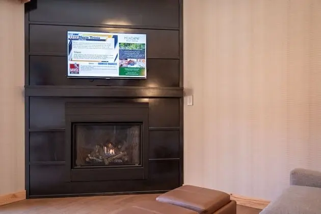 Superior One Bedroom Suite 2 Queens