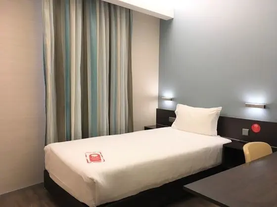 Tek Kişilik Oda, 1 Tek Kişilik Yatak